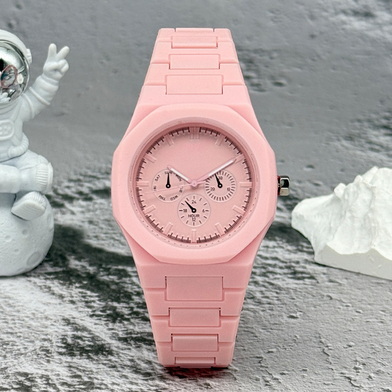 Reloj de pulsera de cuarzo de  - Luxury Watch Exhibition reseña y precio